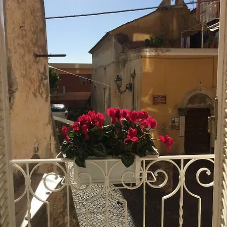 Holiday home La Porta Dell'orologio *